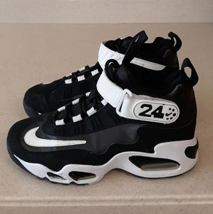NIKE AIR GRIFFER MAX 1 GS.  SZ. 7 Y
